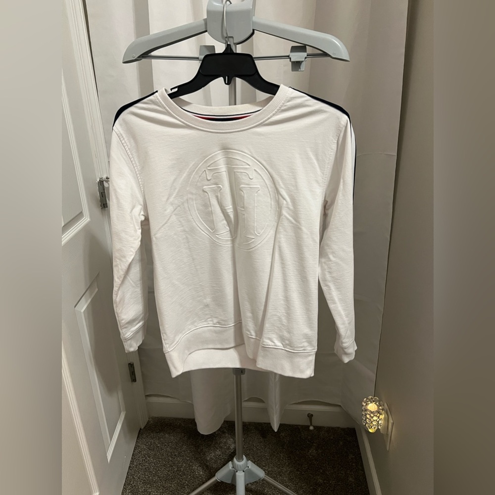 TOMMY HILFIGER EMBROIDERED TOMMY LOGO WHITE SWEATSHIRT Size Medium (8-10…